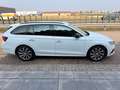 Skoda Octavia Combi 2,0 TDI 4x4 Style DSG/AHK/RFK/VIRTUAL-C./... Weiß - thumbnail 9
