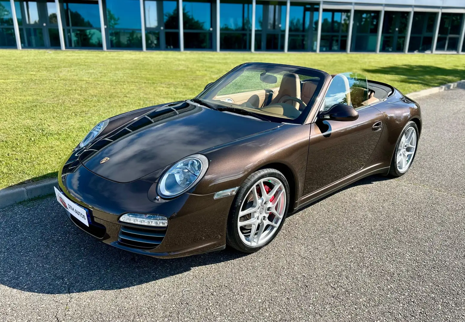 Porsche 911 997.2 CARRERA 4S CABRIOLET 3.8L 385 PDK Braun - 2