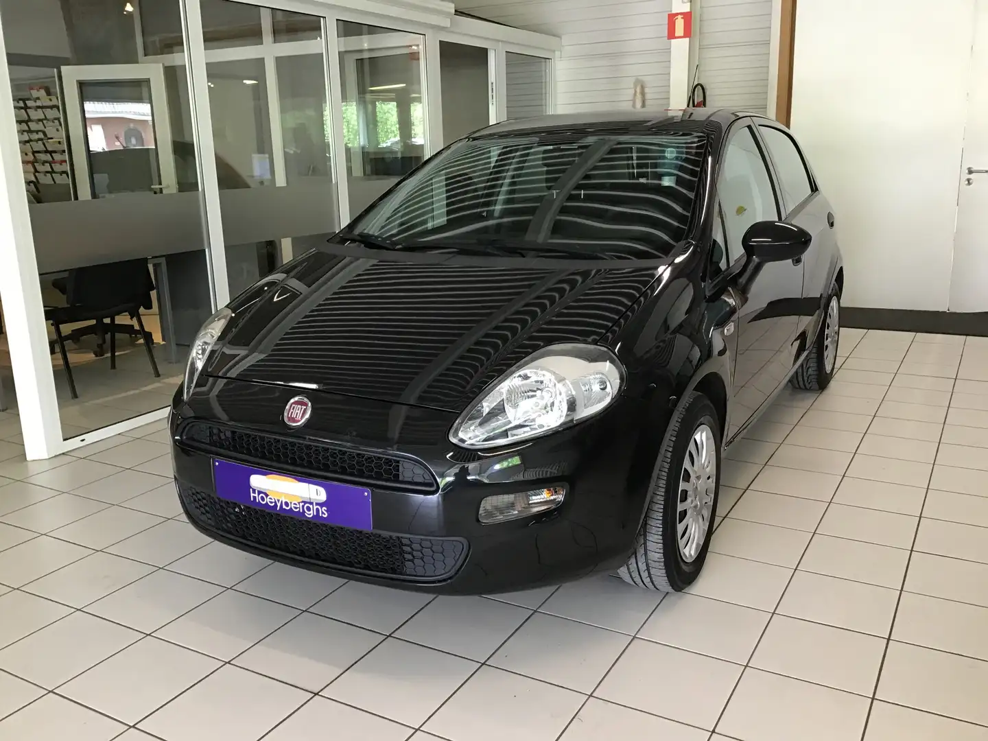 Fiat Punto 1.2i BJ01/2015 61119KM RADIO AIRCO AUX CDSPELER Nero - 1