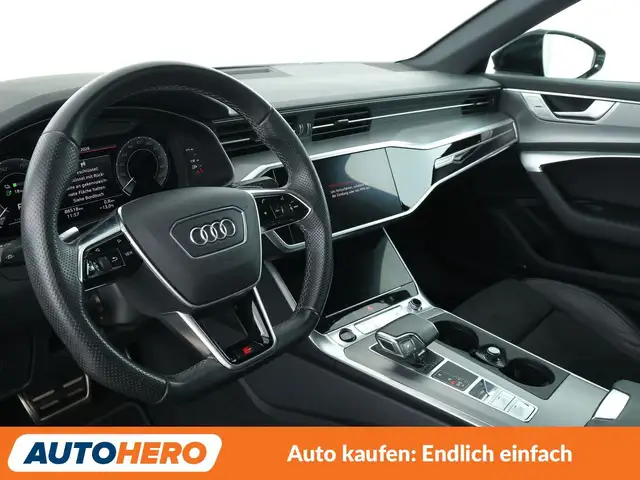 Audi A6 view 11
