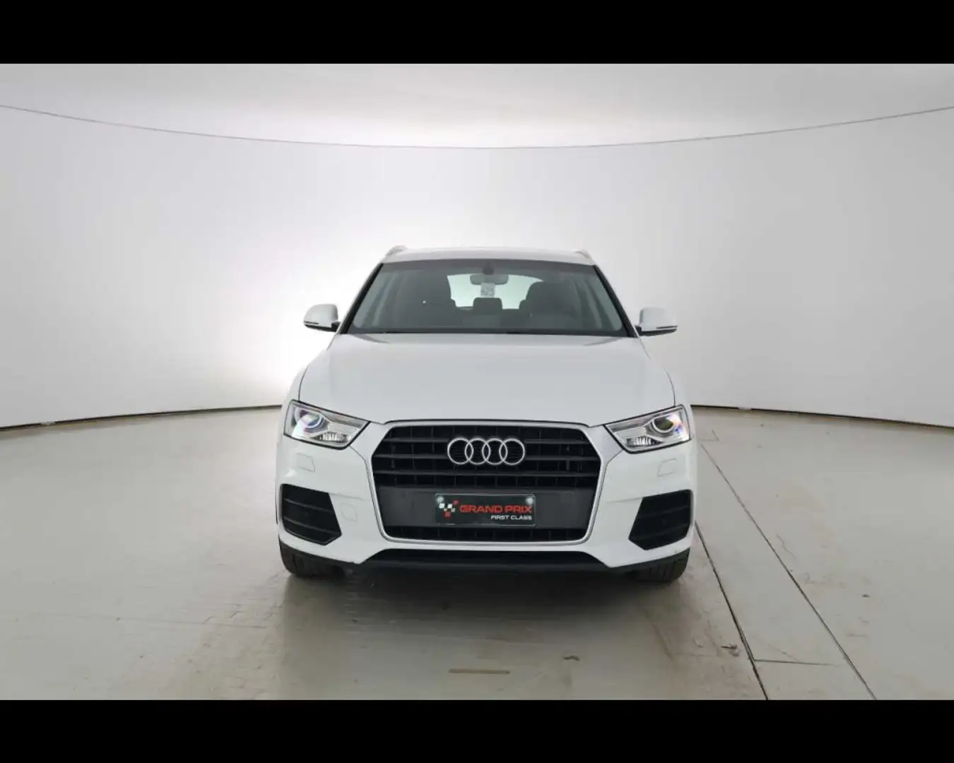 Audi Q3 2.0 TDI 150 CV Business Blanc - 2