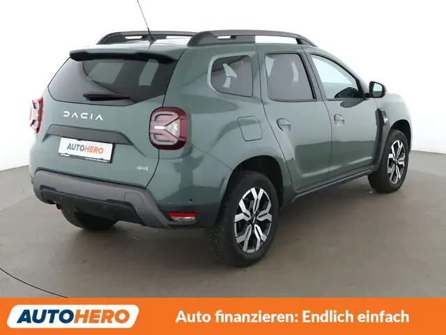 Dacia Duster view 6