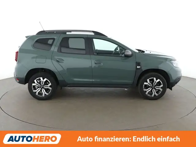 Dacia Duster view 7