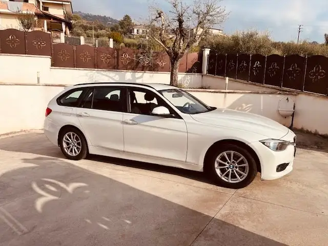 BMW 316 D TOURING 116 CV AUTOM. NAVIGATORE