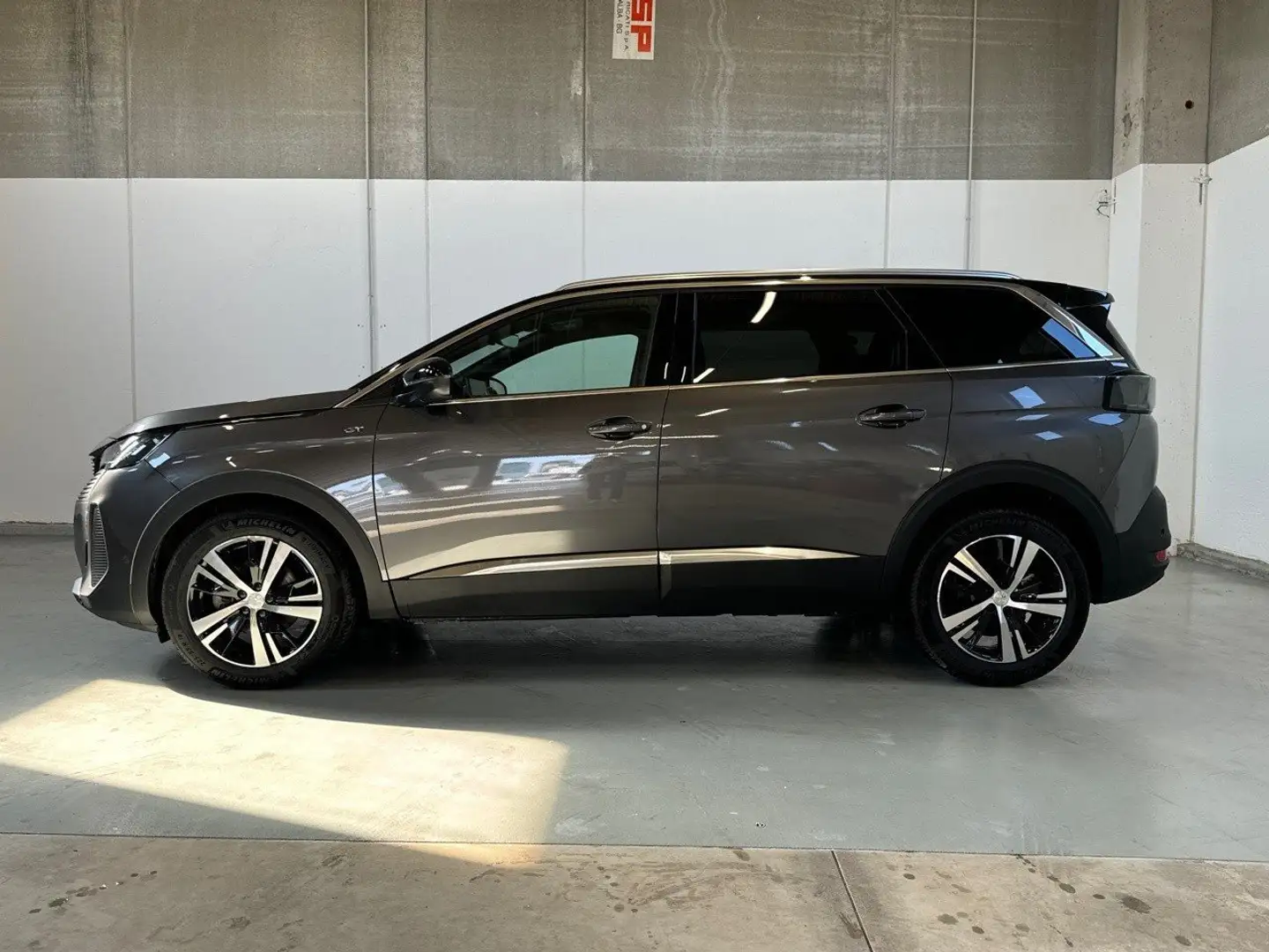 Peugeot 5008 PureTech Turbo 130 GT S/S Grigio - 2