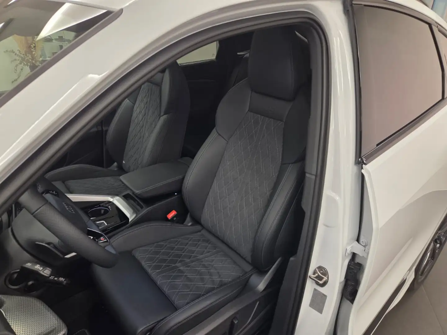 Audi Q5 Sportback S Line 204 CV / 150 kW TDI quattro S tro Blanc - 2