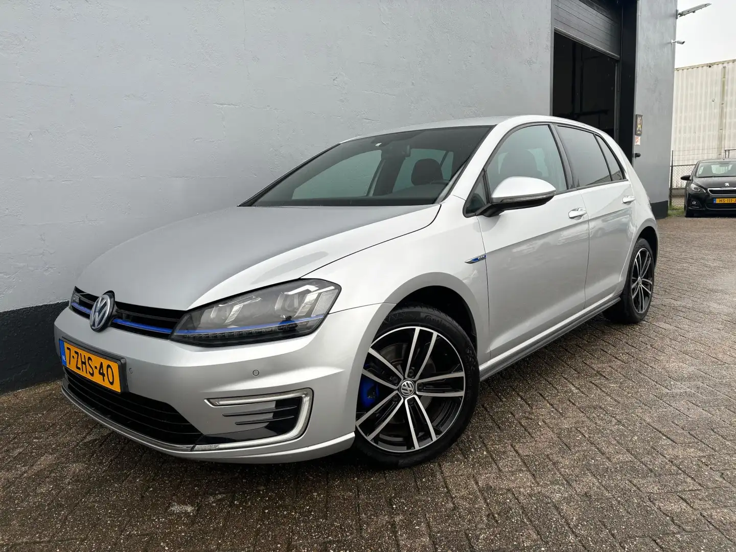 Volkswagen Golf GTE 1.4 TSI - Navigatie - Climate Control Grau - 1