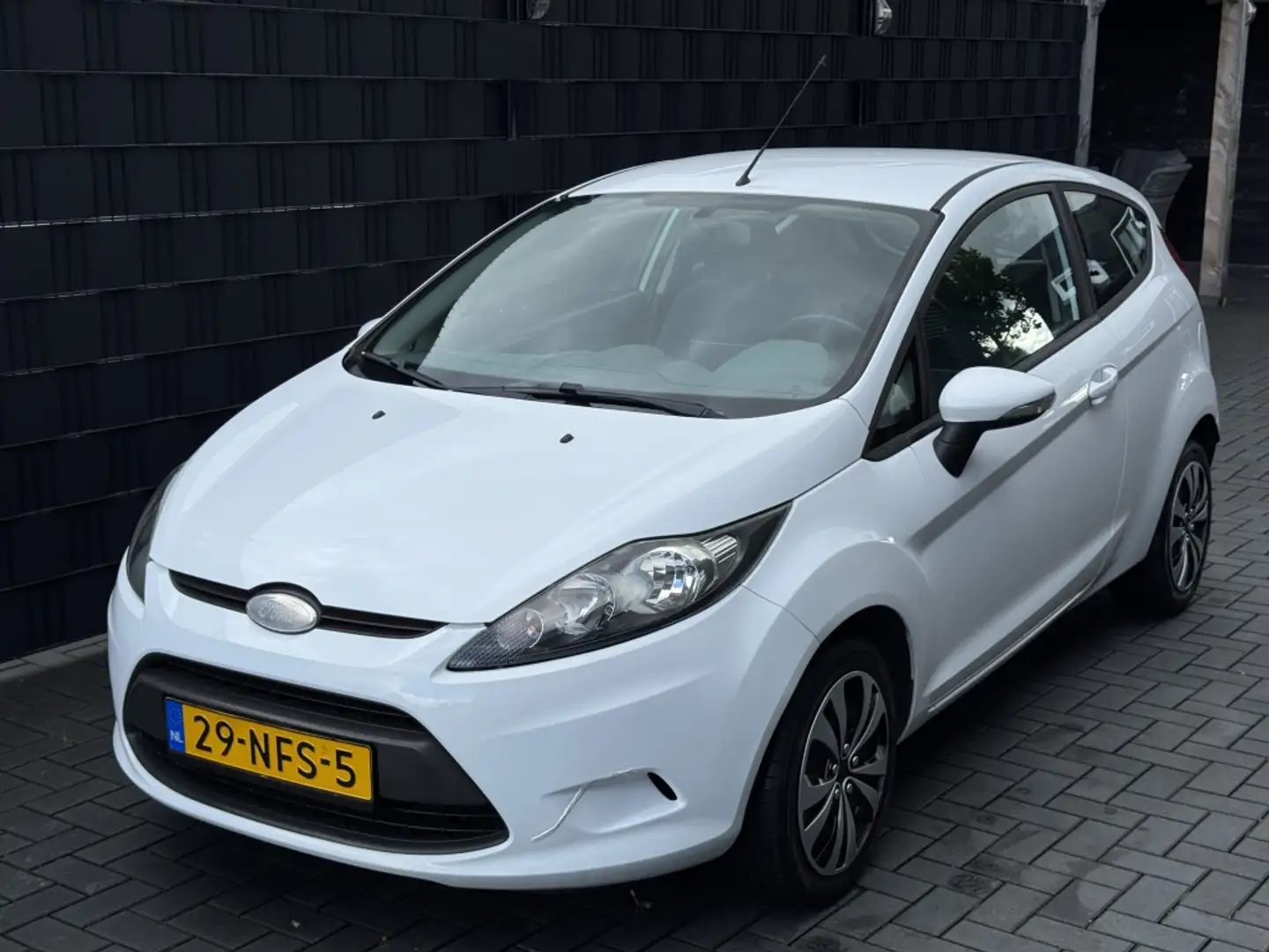 Ford Fiesta 1.25 Limited| WIT| 3DRS| AIRCO| ELEK PAKKET| NAP Wit - 1