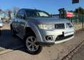 Mitsubishi L200 CLUB CAB 2.5Td 178CV INTENSE Grau - thumbnail 1