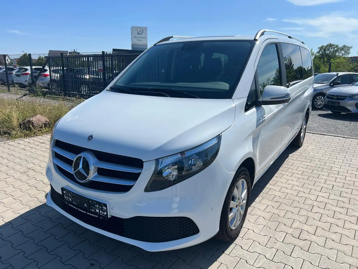 Mercedes-Benz V 220 d Exclusive lang Aut. Navi+Kamera+Shz+Pdc Blanc - 2