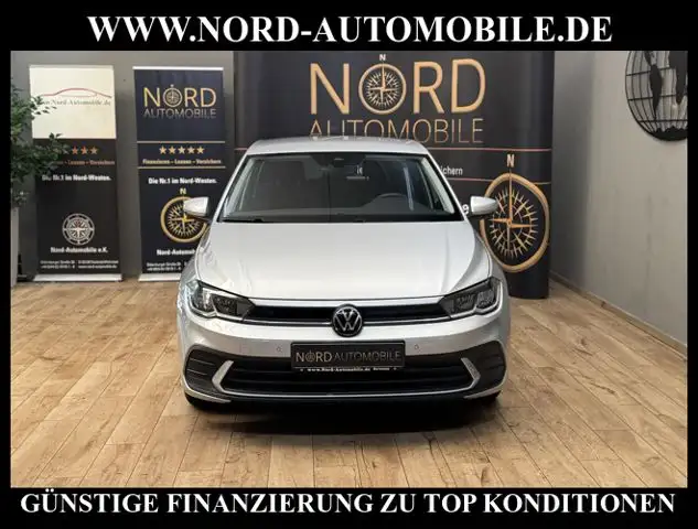 Volkswagen Polo view 5