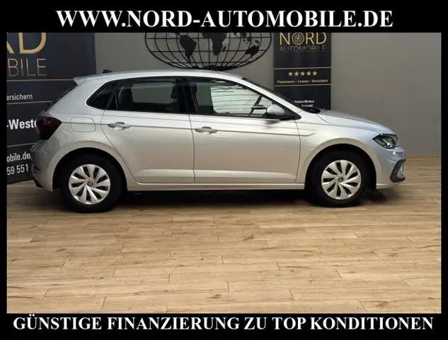 Volkswagen Polo view 9