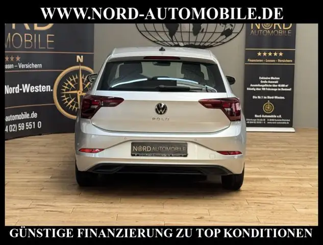 Volkswagen Polo view 11