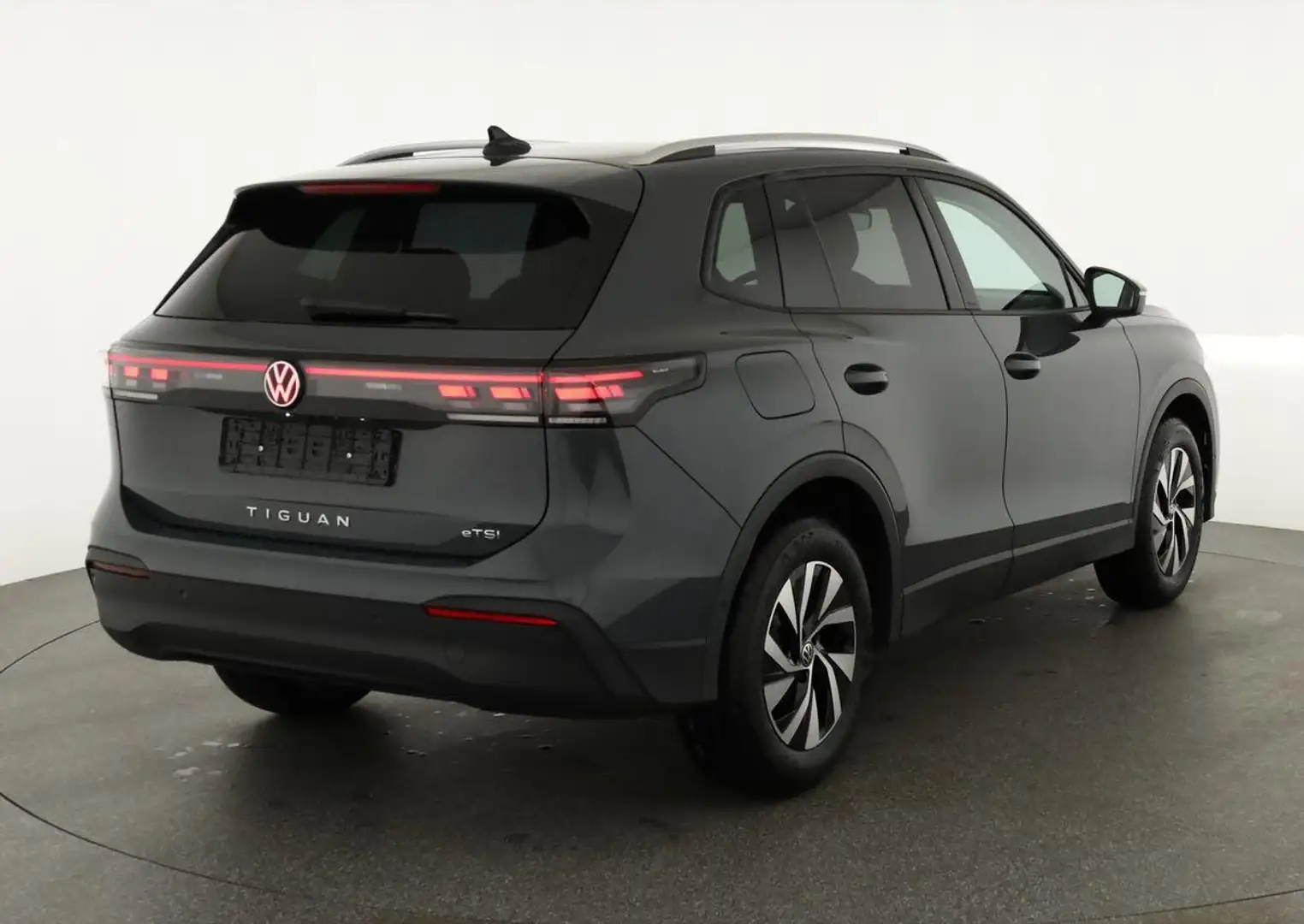 Volkswagen Tiguan 1.5 eTSI 110 kW Life DSG Life, Navi, AHK, easyO... Grau - 2