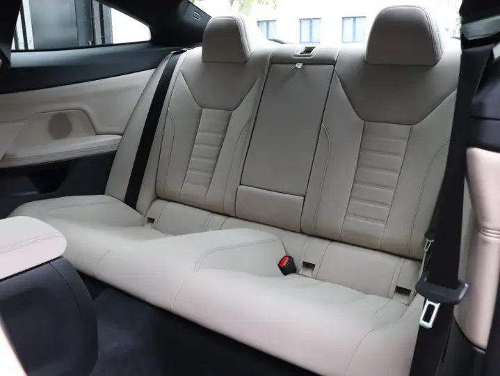 BMW Serie 4 2022, foto 10