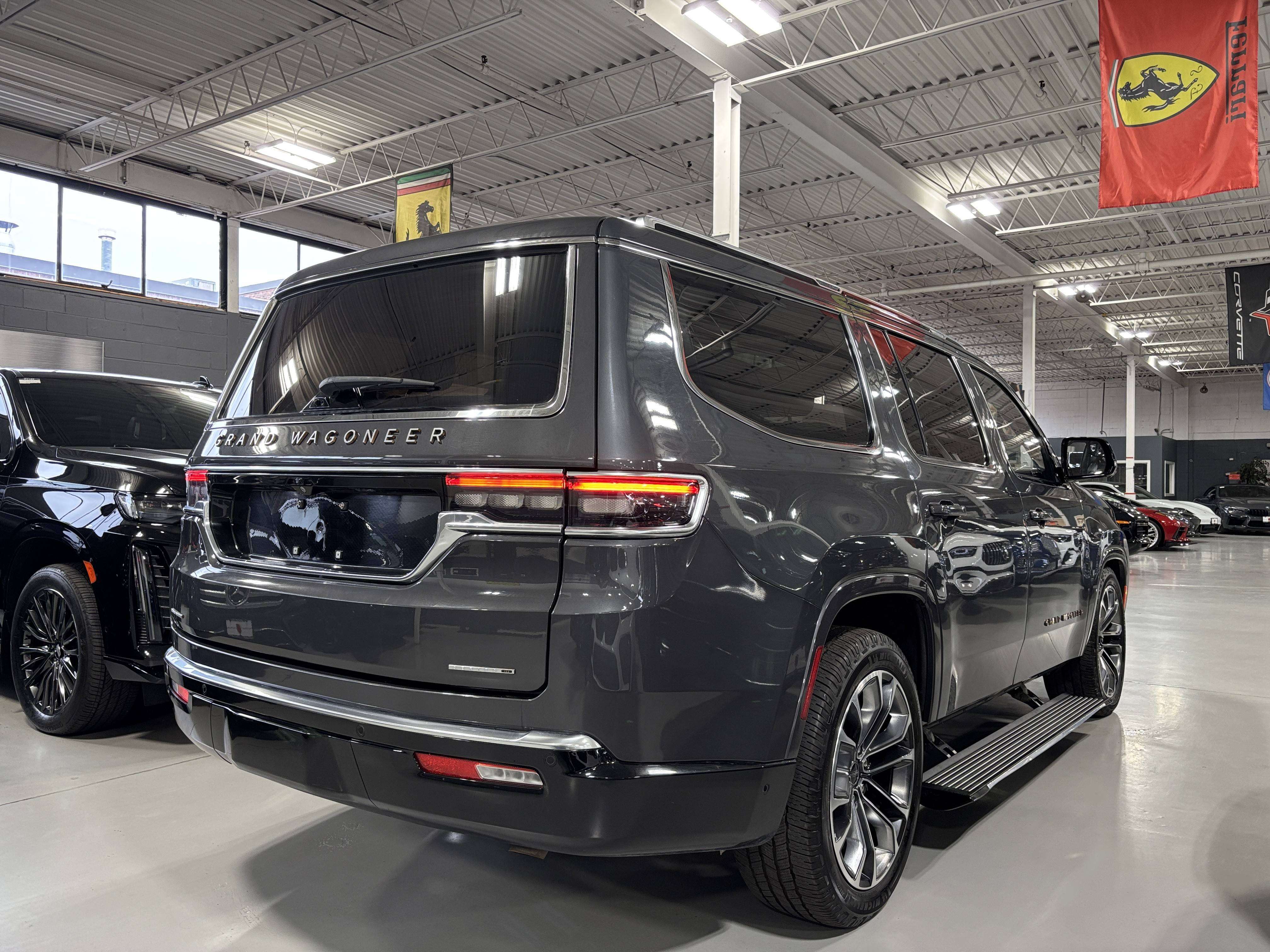 2022 Jeep Grand Wagoneer