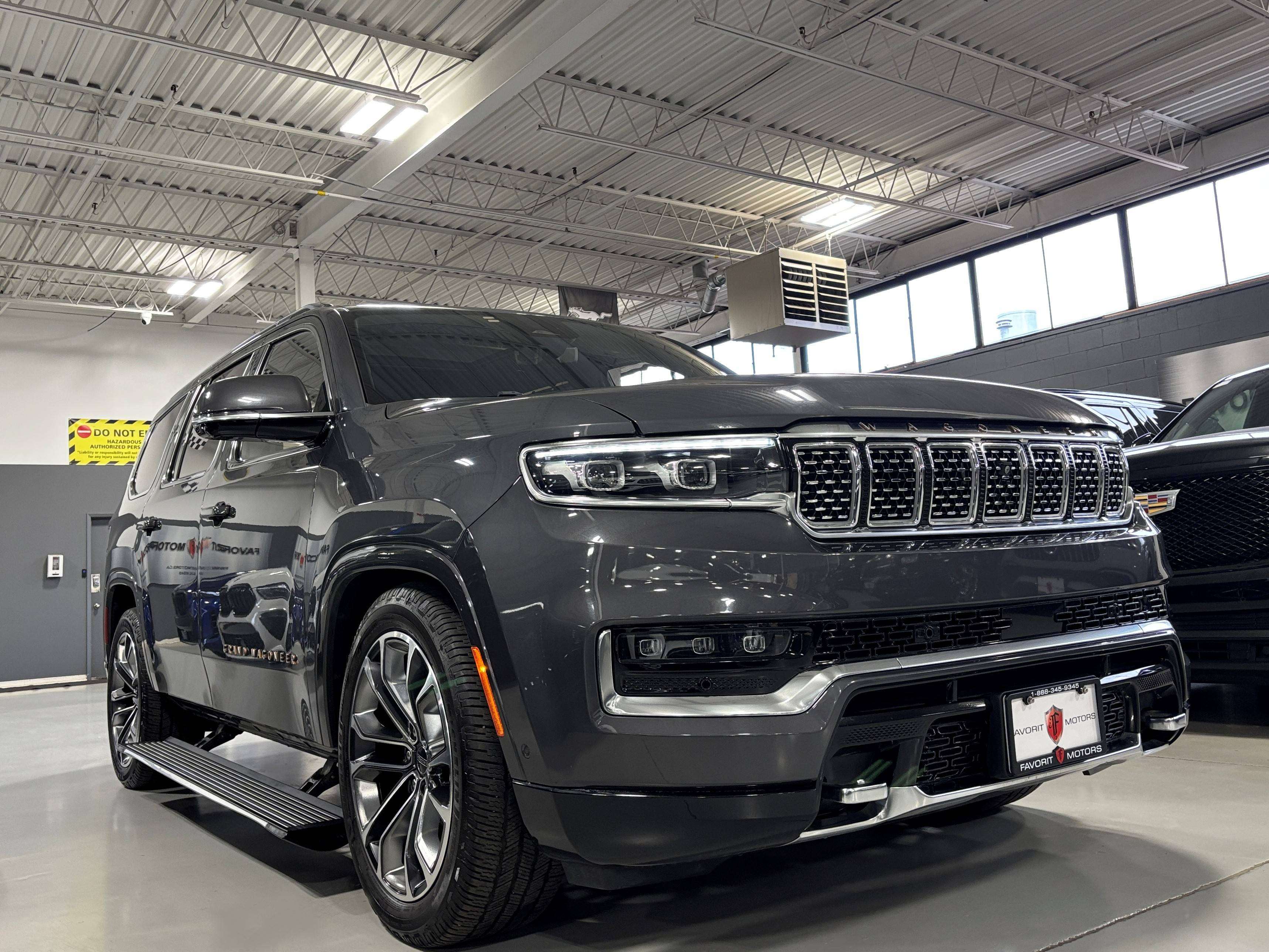 2022 Jeep Grand Wagoneer
