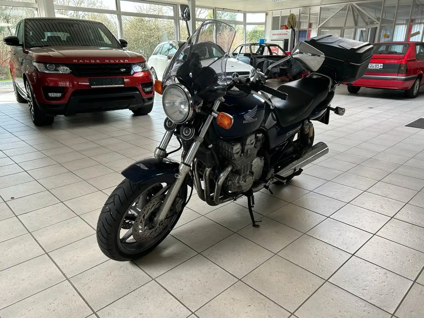 Honda CB 750 Modrá - 1