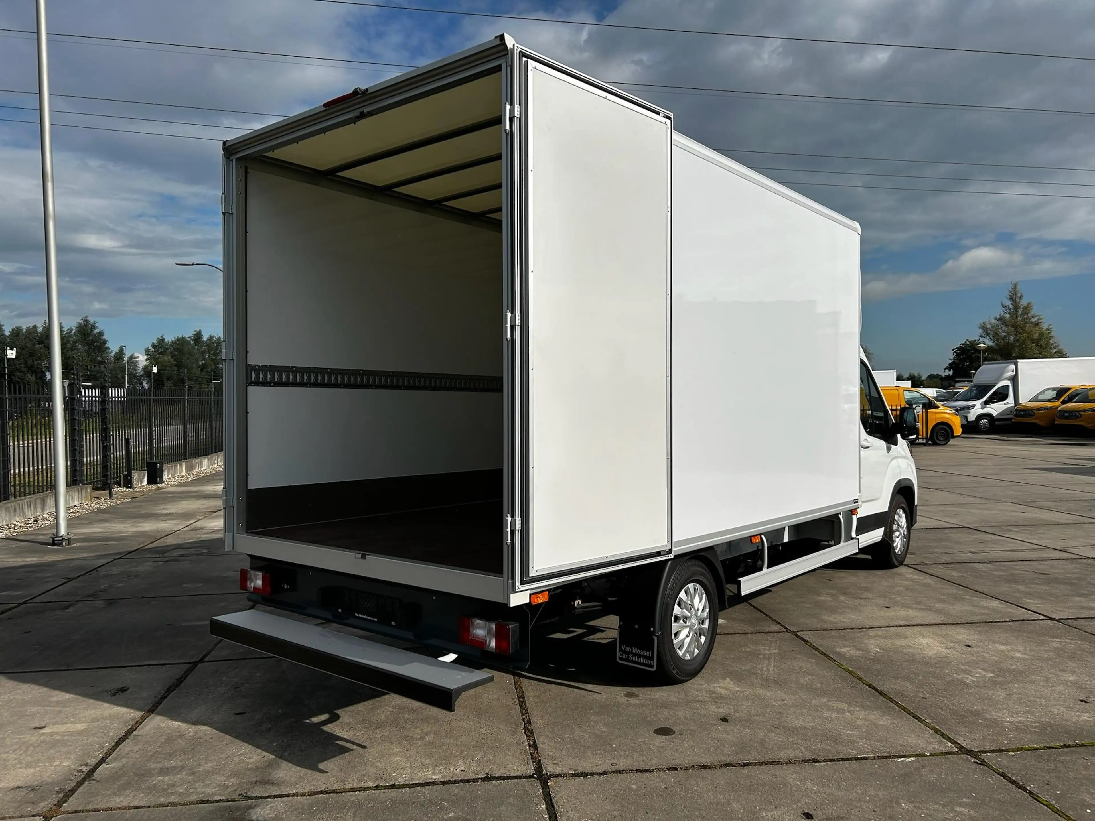 Maxus eDeliver 9 L4 Citybox 65 kWh | Direct Leverbaar! | Openslaand — photo 5