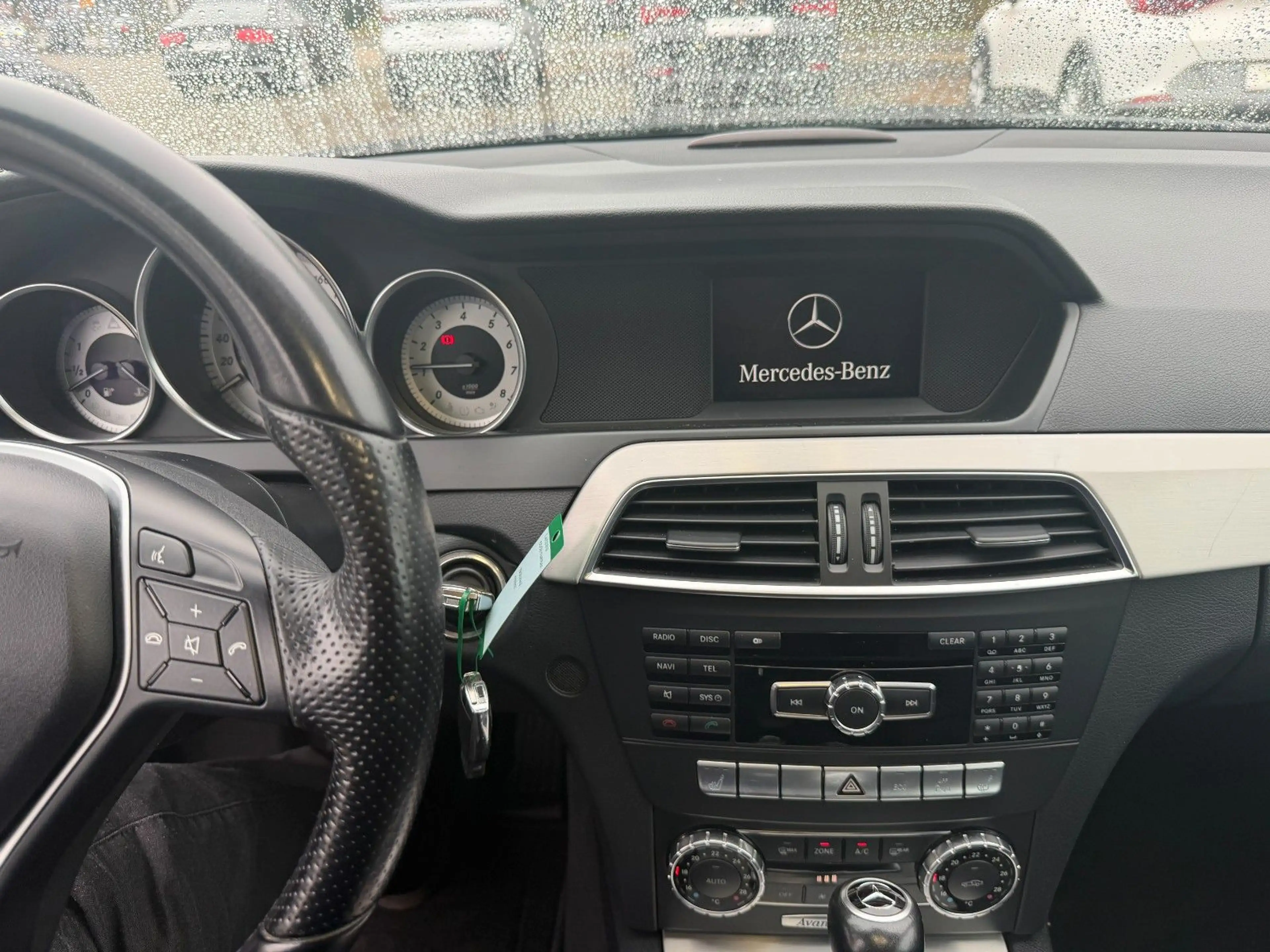 Mercedes-Benz C 180 C T-Modell C 180 CGI BlueEfficiency — photo 13