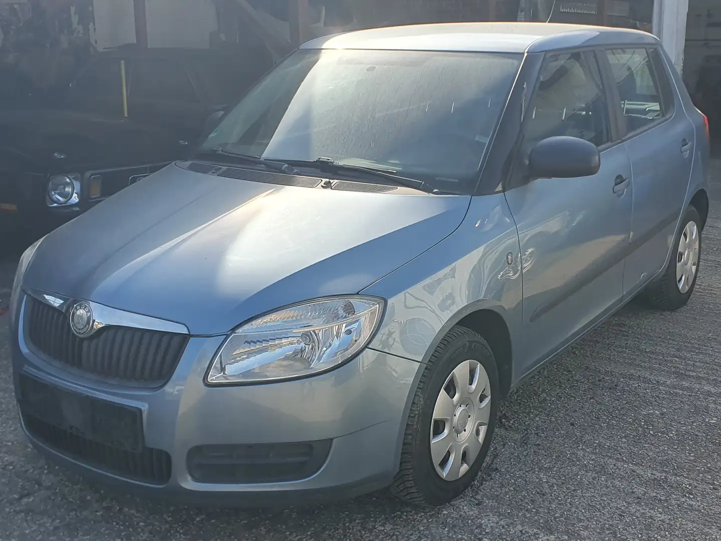 Skoda Fabia Classic Grau - 1