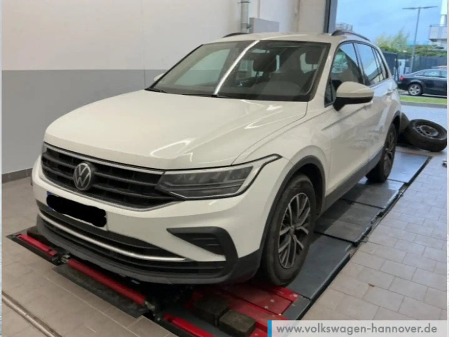 Volkswagen Tiguan 2.0 TDI Life AHK LED PDC SHZ ACC DAB+ Blanc - 2