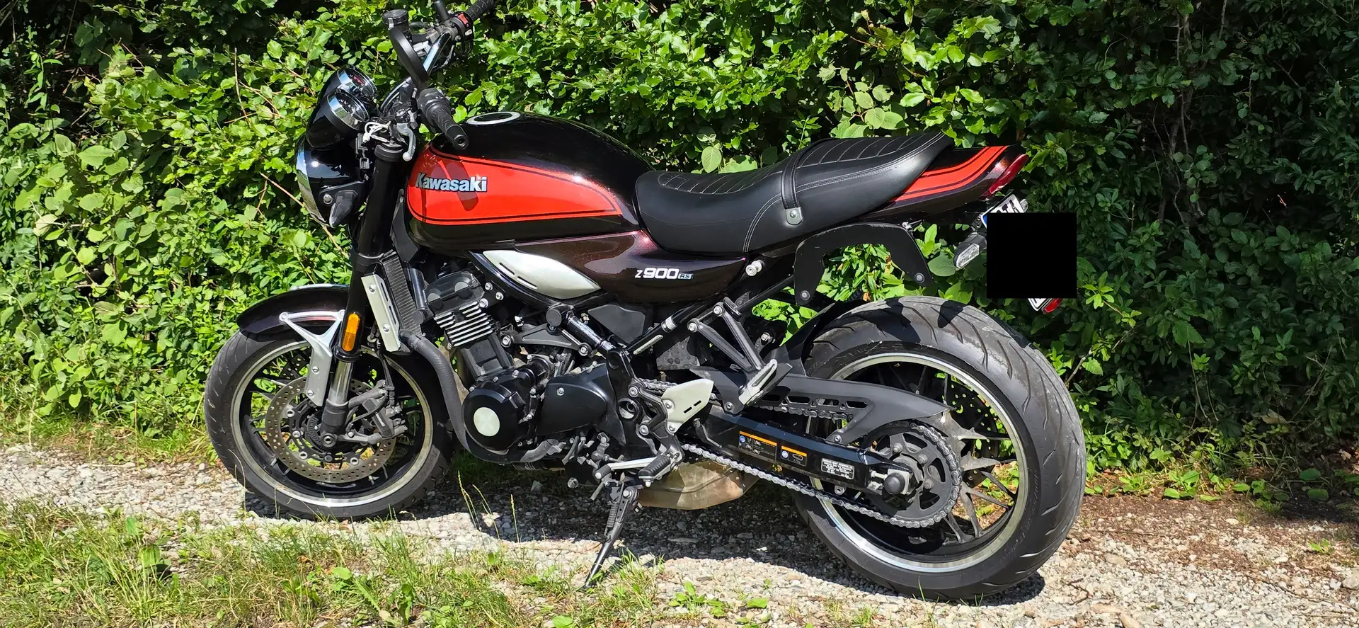 Kawasaki Z900RS Чорний - 1