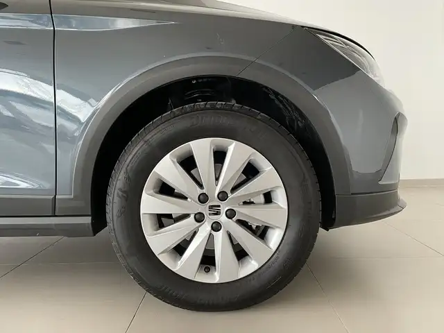 Seat Arona view 8