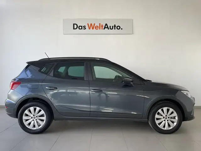 Seat Arona view 3