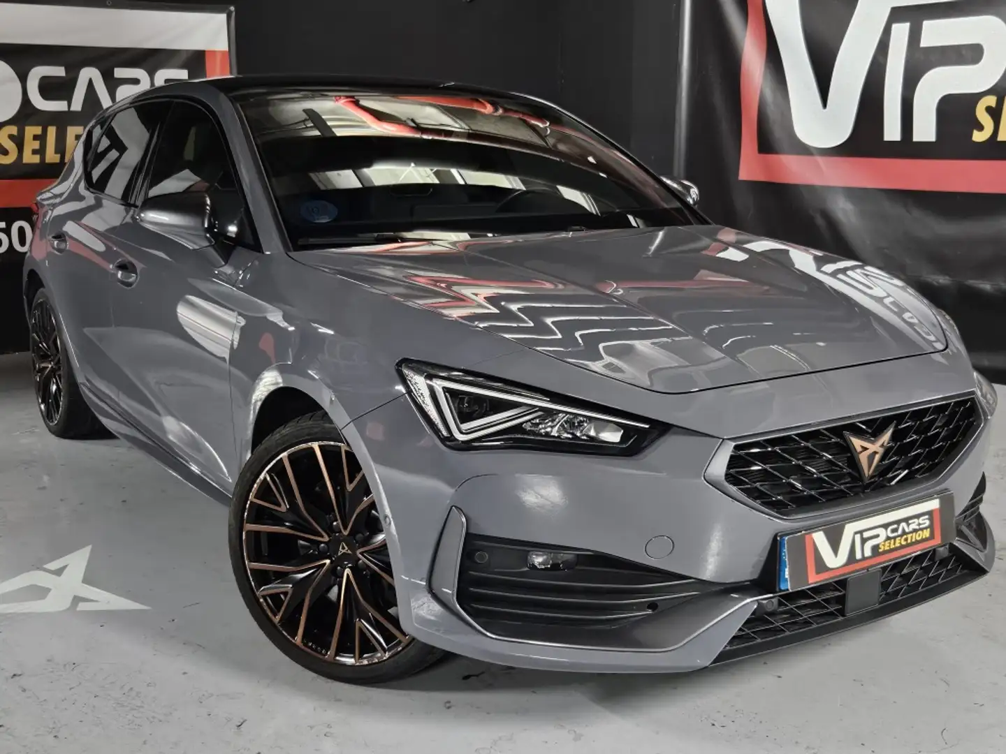 CUPRA CUPRA León Berlina  Automático de 5 Puertas Gris - 1