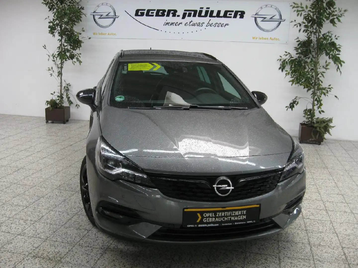 Opel Astra Ultimate Start/Stop Grijs - 1