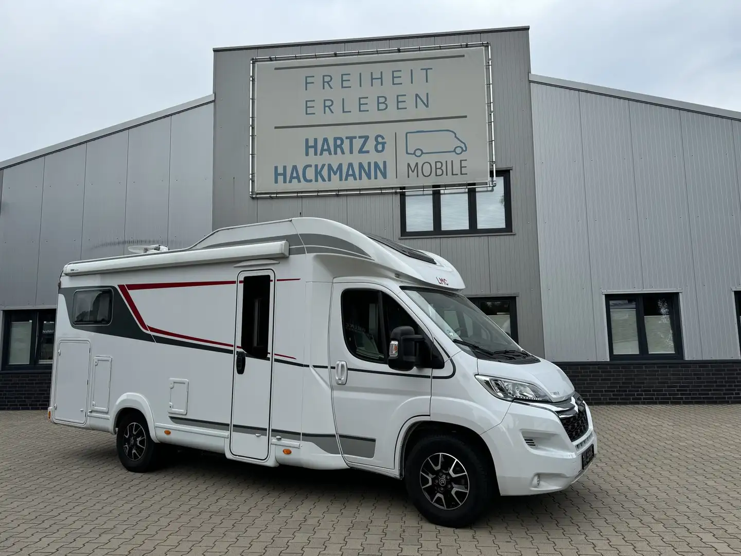 LMC Tourer Lift H 660 G "SOMMERAKTION" Weiß - 1