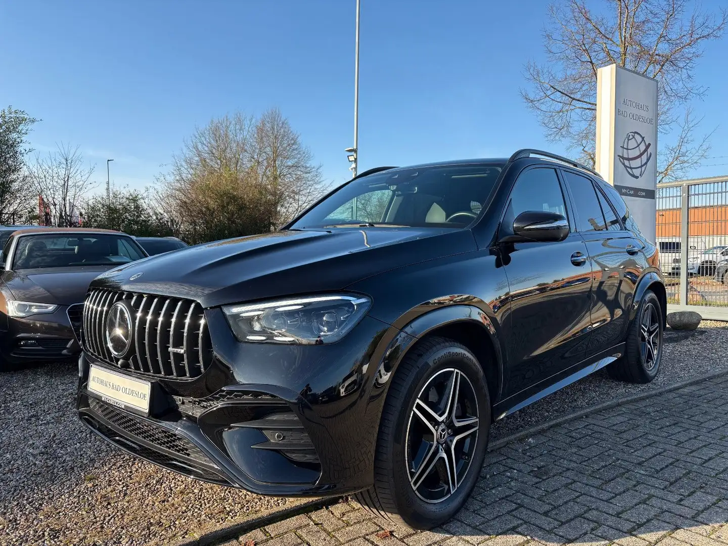 Mercedes-Benz GLE 450 d 4Matic AMG Line +Standh.+Pano+Airmatik Schwarz - 1