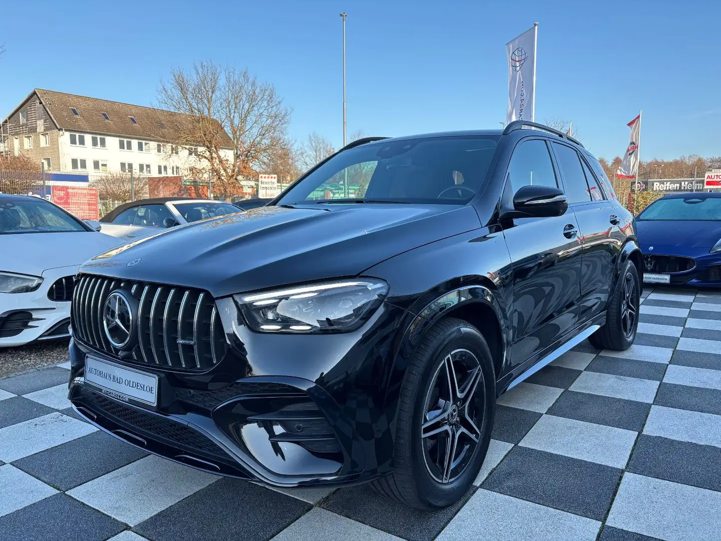 Mercedes-Benz GLE 450 d 4Matic AMG Line +Standh.+Pano+Airmatik Schwarz - 2