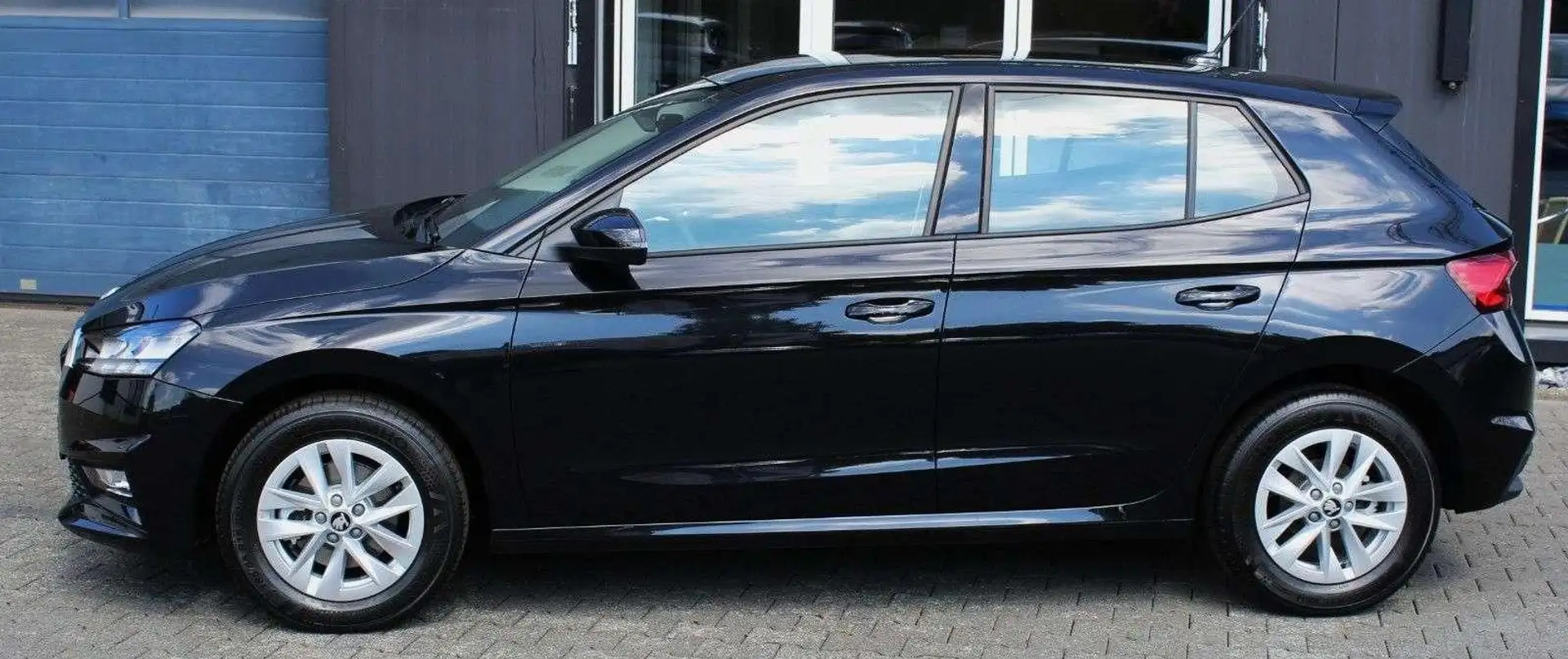 Skoda Fabia Selection 1,0TSI 85KW/115PS, DSG Schwarz - 2