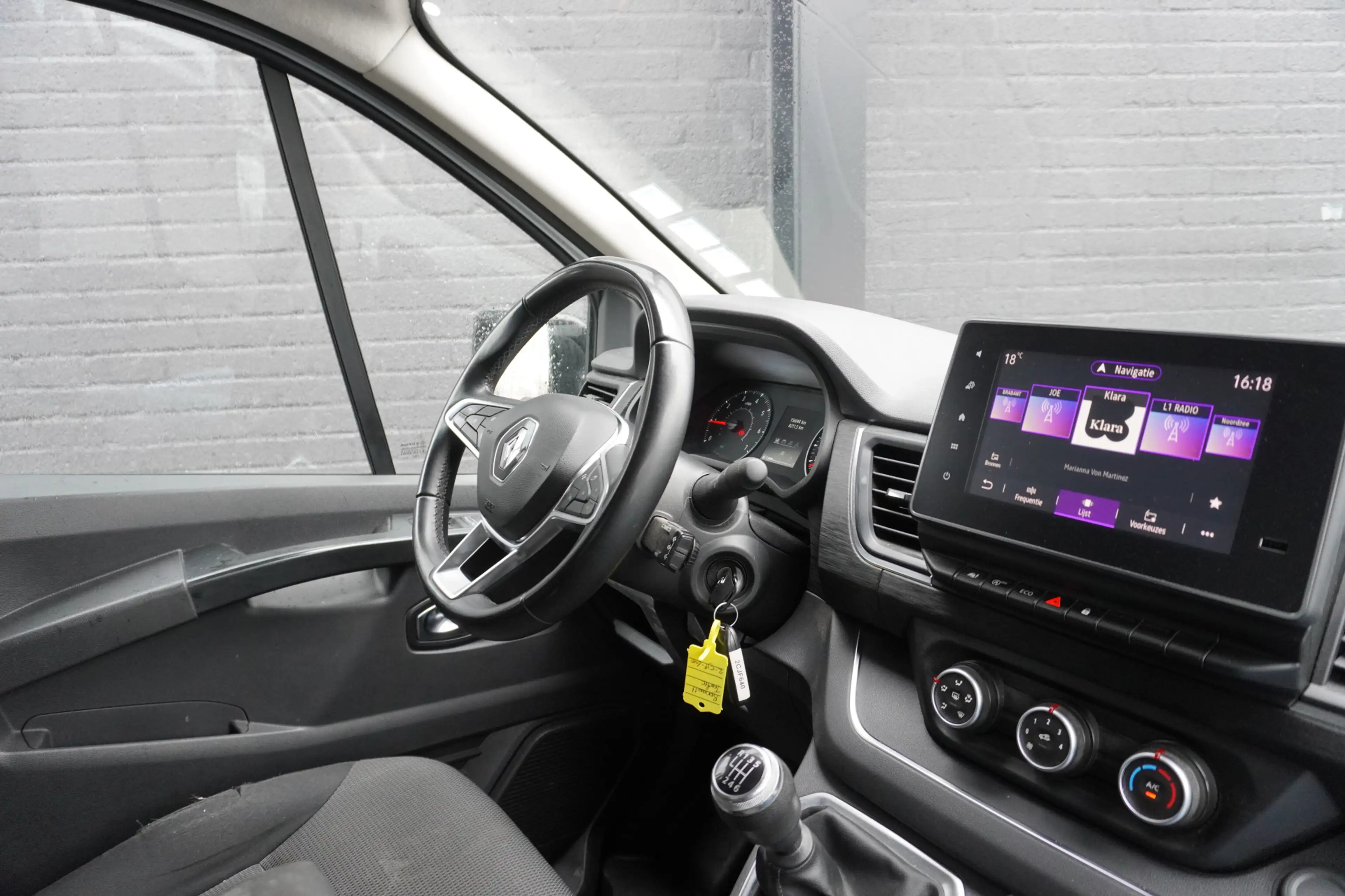 Renault Trafic 2.0 Blue dCi 130PK EURO 6 - Airco - Navi - Cruise — photo 3