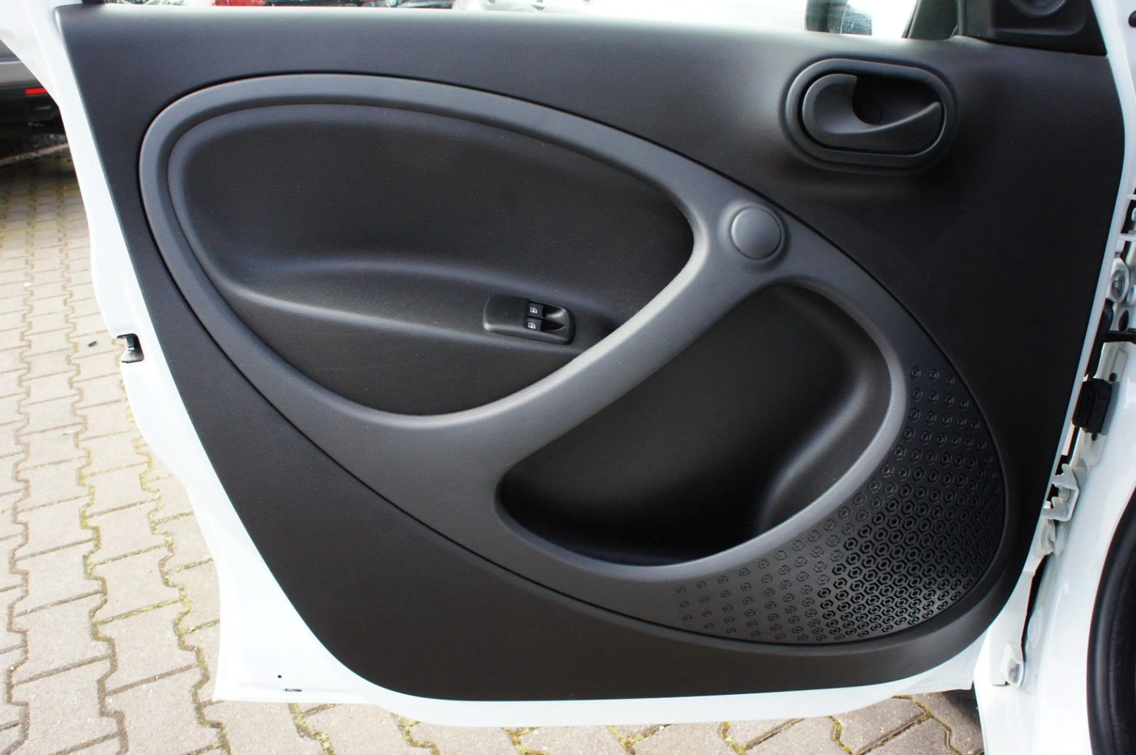smart forFour forfour electric drive / EQ — photo 15