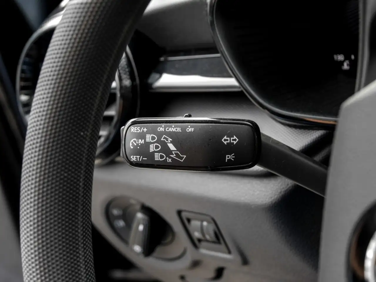 Skoda Fabia Essence 1.0 LED Dig.Cockpit DAB+ LaneAss., миниатюра 15