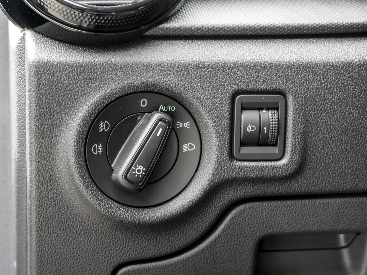 Skoda Fabia Essence 1.0 LED Dig.Cockpit DAB+ LaneAss., миниатюра 14