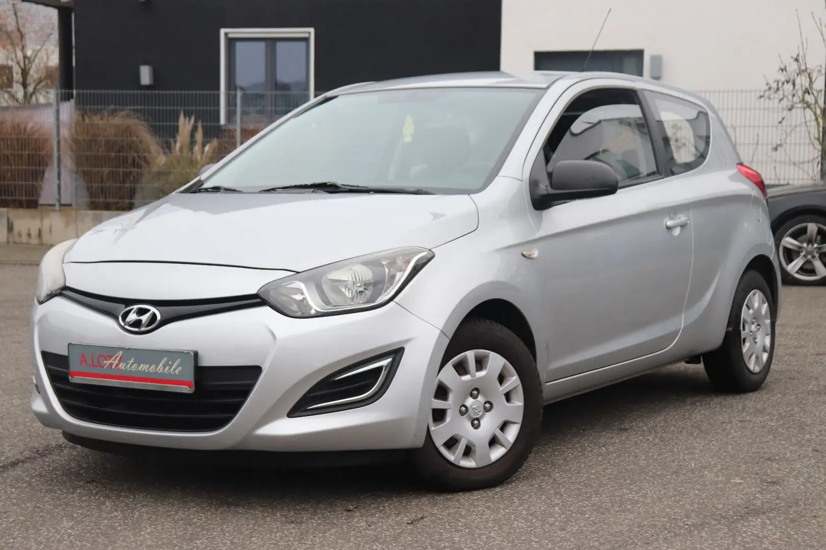 Hyundai i20 FIFA World Cup Edition Silber - 1