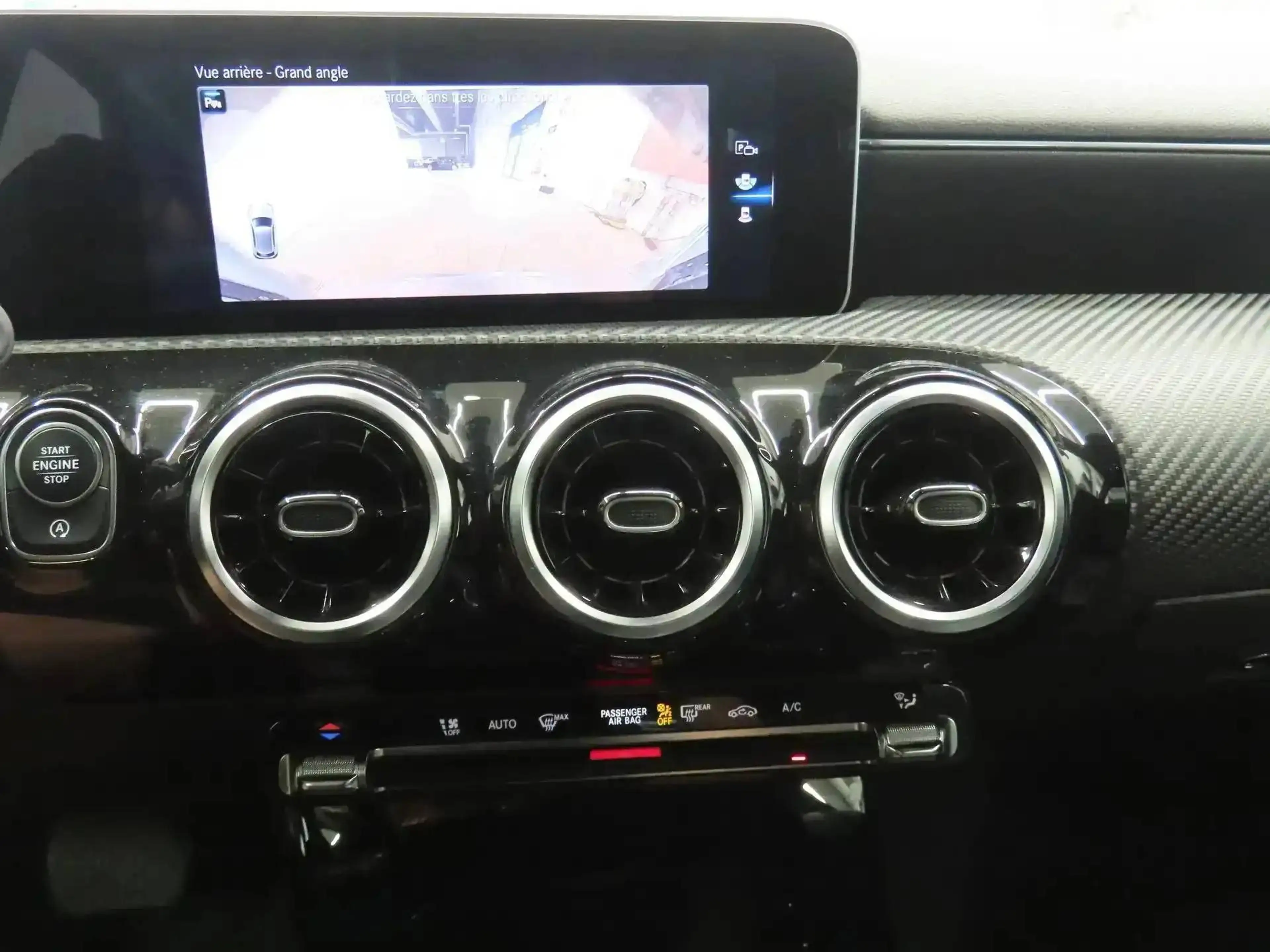 Mercedes-Benz A 180 d 7GTRONIC ***NAVI-CRUISE-PARKTRONIC*** — photo 11