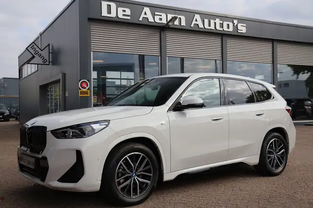 BMW iX1 EDRIVE20 BMW IX1 EDRIVE20 M sport elekt stoelen 36