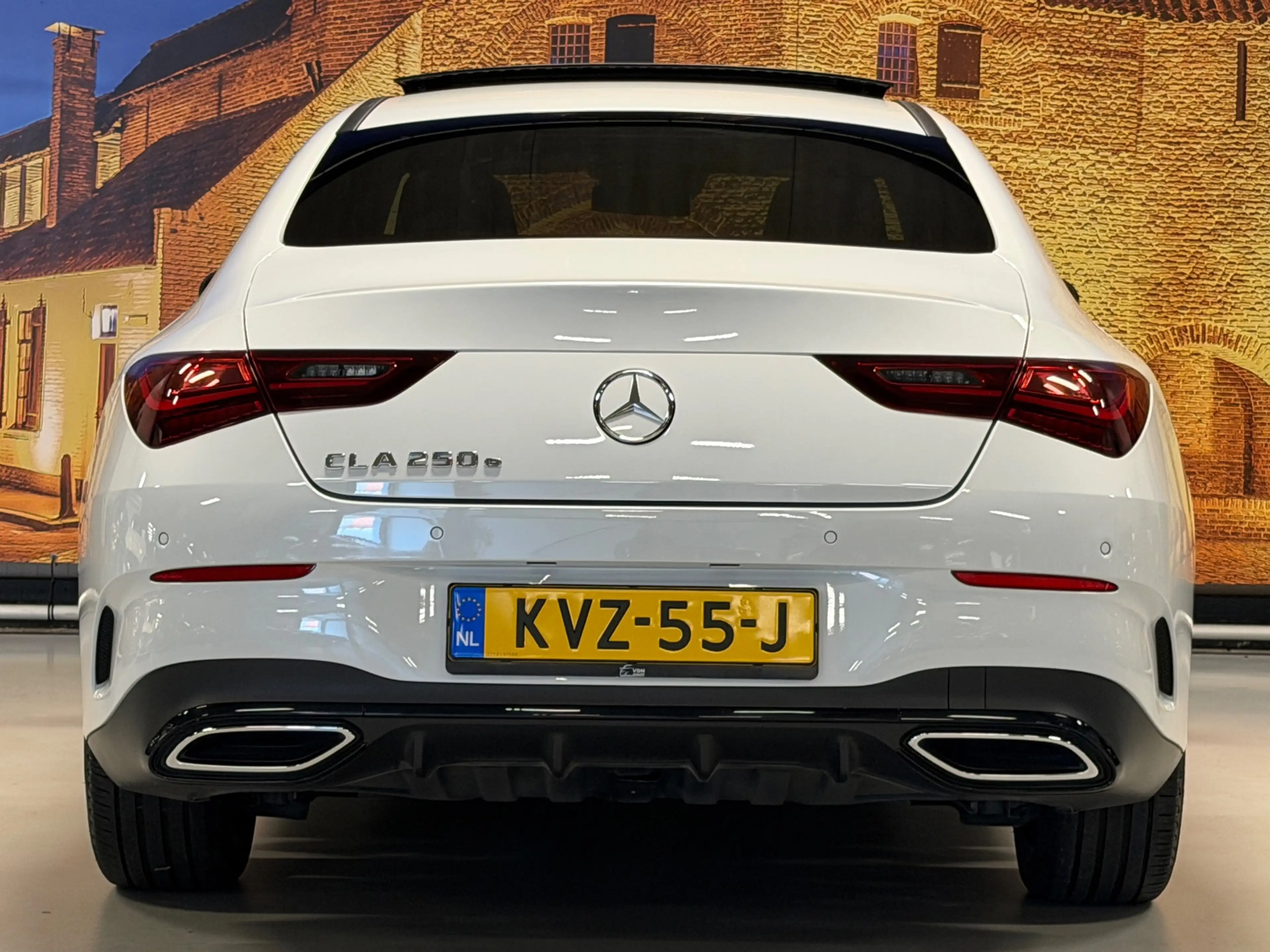 Mercedes-Benz CLA 250 e AMG Aut Panodak Camera LED — photo 6