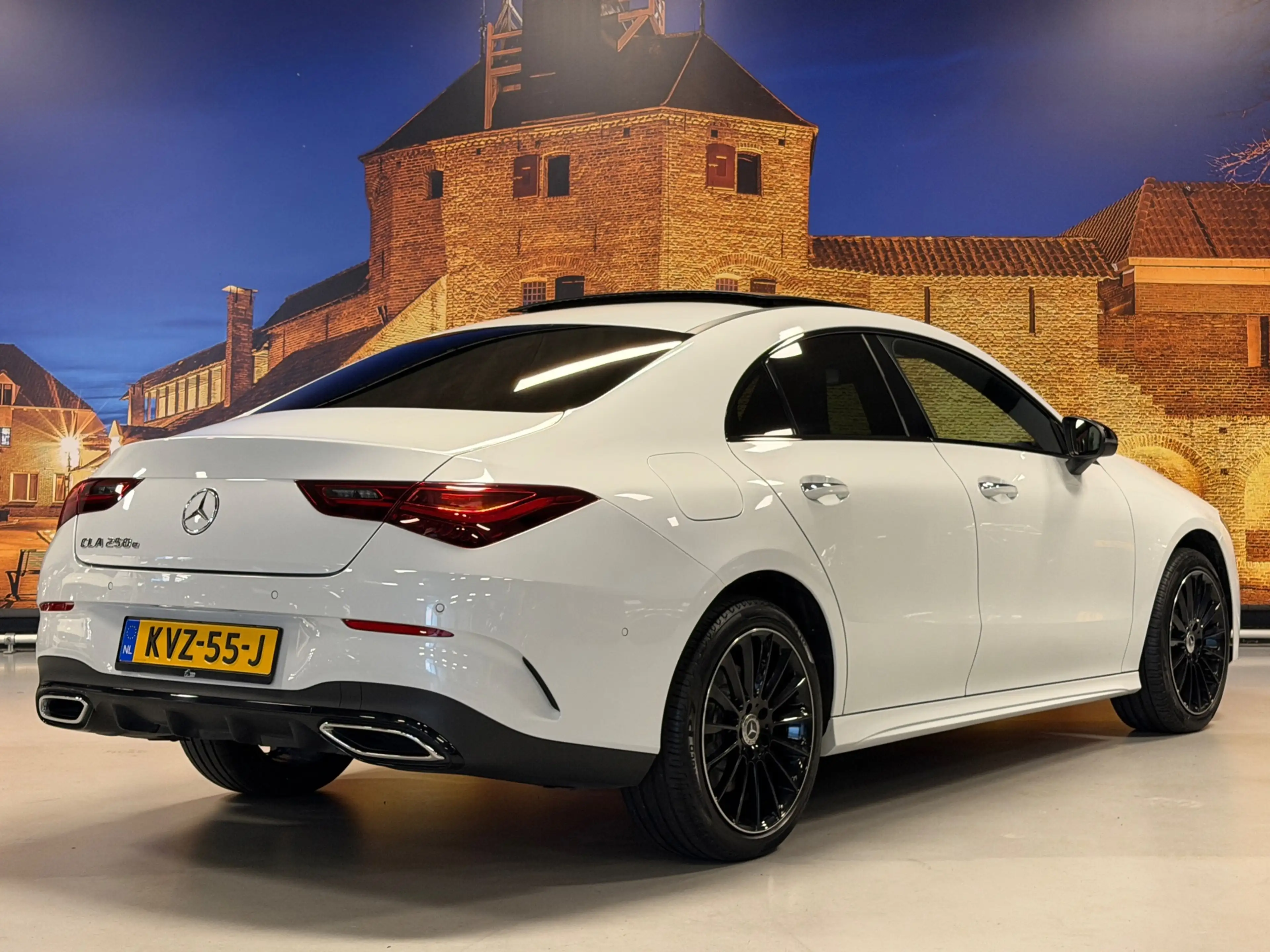 Mercedes-Benz CLA 250 e AMG Aut Panodak Camera LED — photo 2