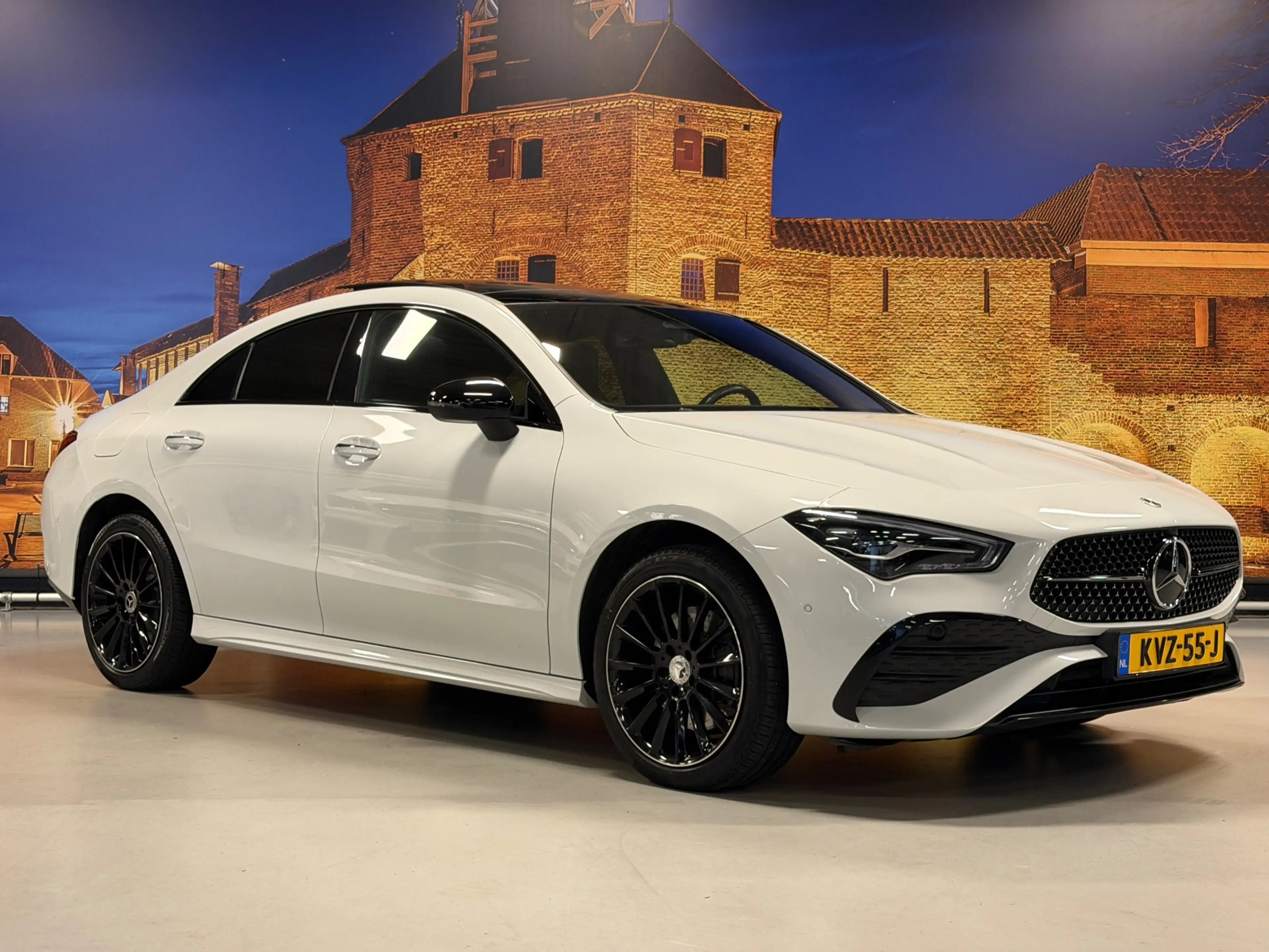 Mercedes-Benz CLA 250 e AMG Aut Panodak Camera LED — photo 9