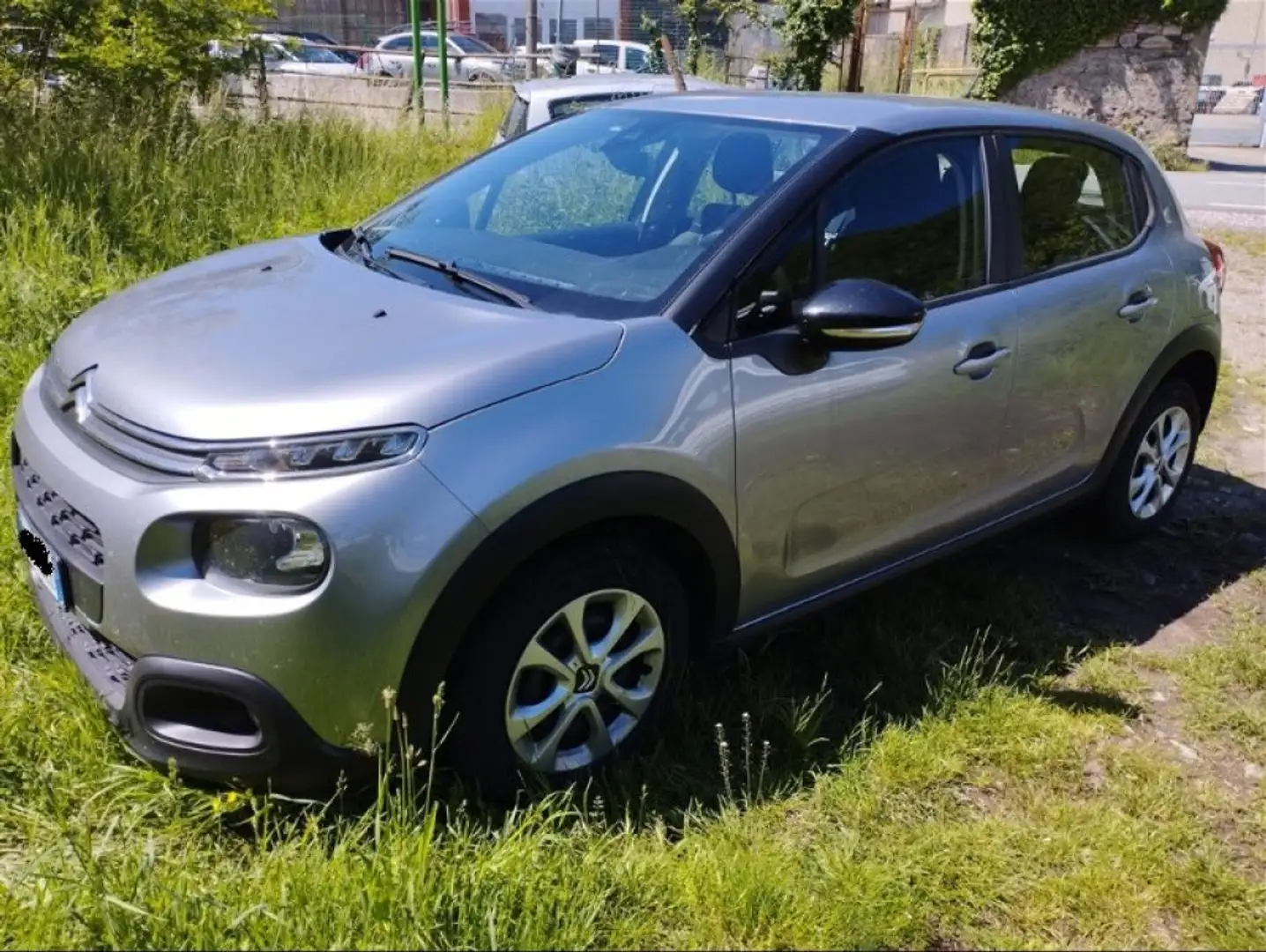 Citroen C3 PureTech 82 S&S Feel*** OK NEOPATENTATI*** Grijs - 2