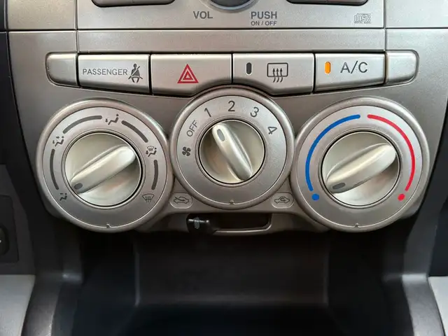 Daihatsu Sirion view 11