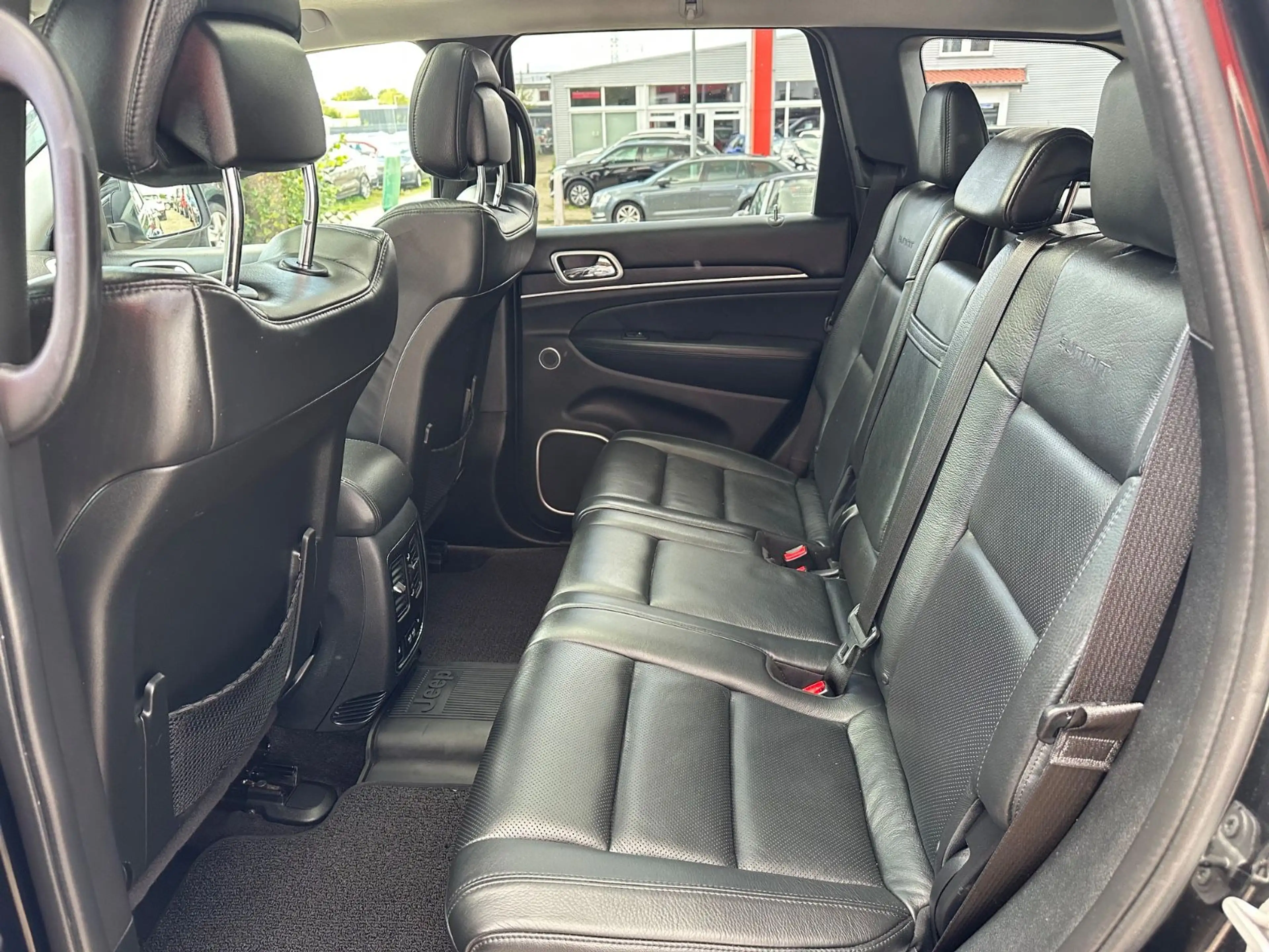 Jeep Grand Cherokee 3.0 CRD Summit/PANO/AHK/LEDER/H&K — photo 11