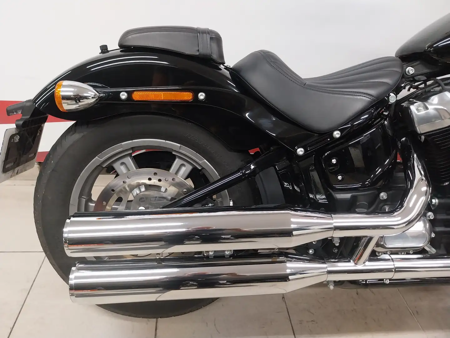 Harley-Davidson Softail Negro - 2