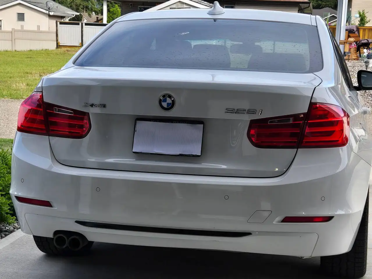 BMW 3 Series photo BMW 3 Series
